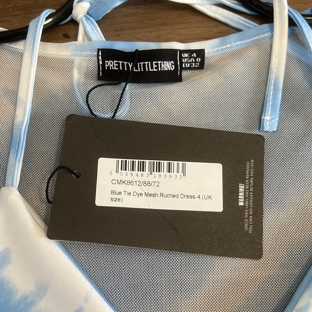 Pretty Little Thing blue tie dye bikini set size 0 - Picture 2 of 10